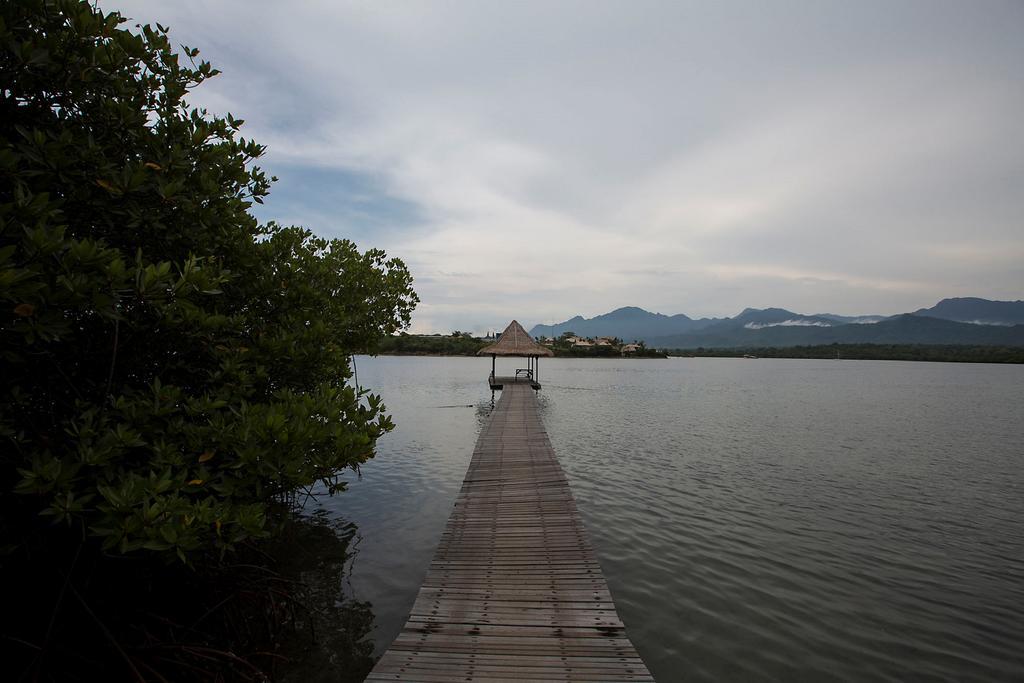 Plataran Menjangan Resort And Spa - Chse Certified Banyuwedang Exterior photo
